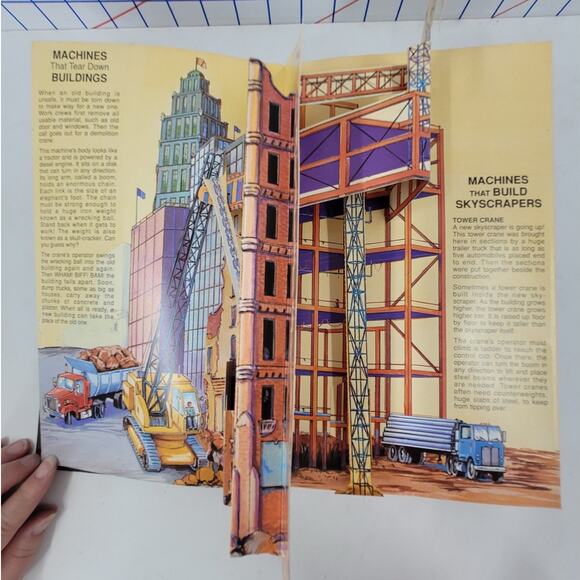 Vintage 1991 Monster Machines Pop Up Book by Pat Paris Mechanical Magic - Picture 6 of 11